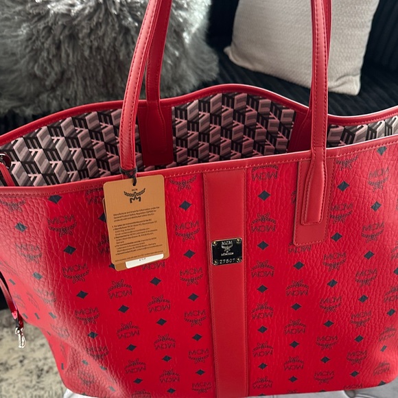 MCM Red and Black Women's Tote Bag - Picture 9 of 9